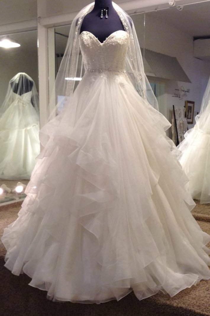Long Ball Gown Tulle Sweetheart Wedding Dress