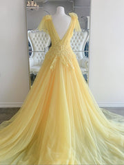 Yellow Long A-line V Neck Lace Tulle Backless Formal Graduation Prom Dresses